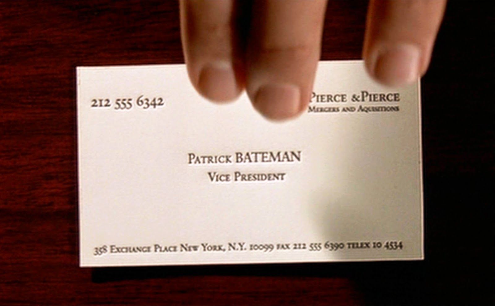 The logo-free and very plain business card of Patrick Pateman in the movie American Psycho